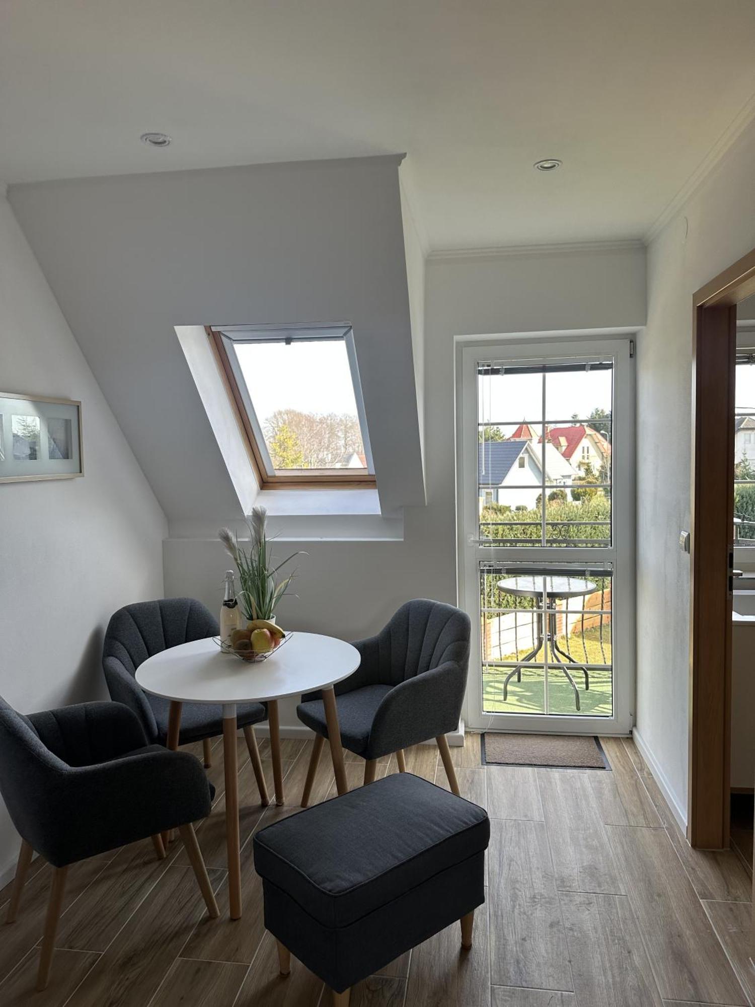 Europa Apartamenty Trzesacz Bagian luar foto